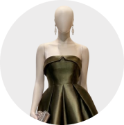 Dresses/Skirts